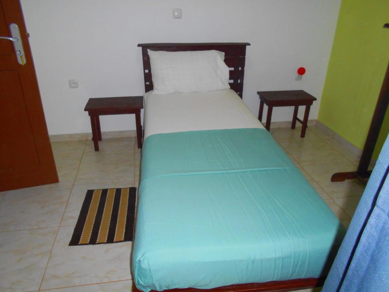 Guest House Frontera Pinto Buitenkant foto