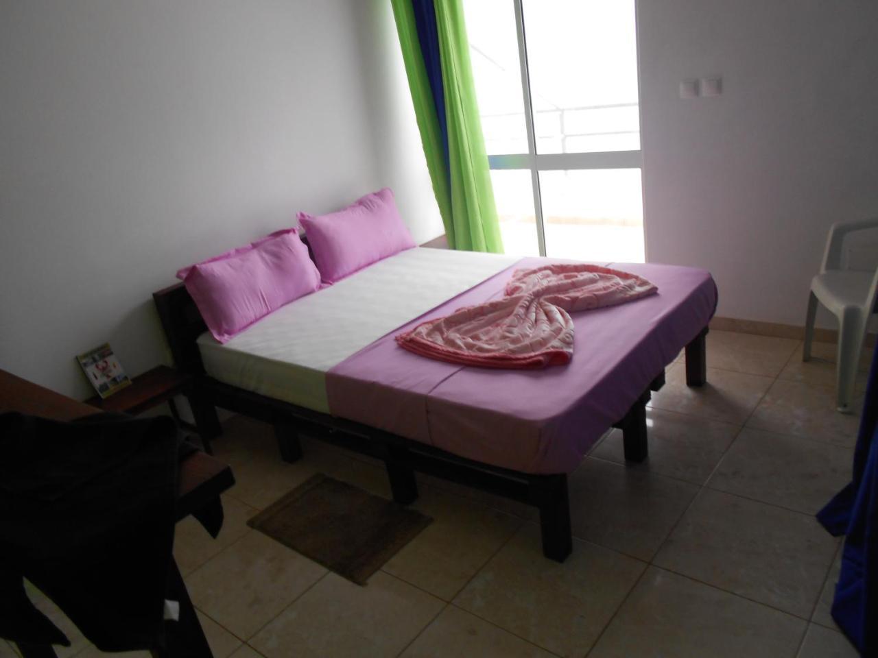 Guest House Frontera Pinto Buitenkant foto